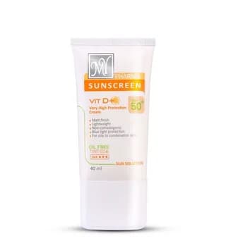 کرم ضد آفتاب SPF50 سان سلوشن فاقد چربی رنگی ۴۰میل مای فارما